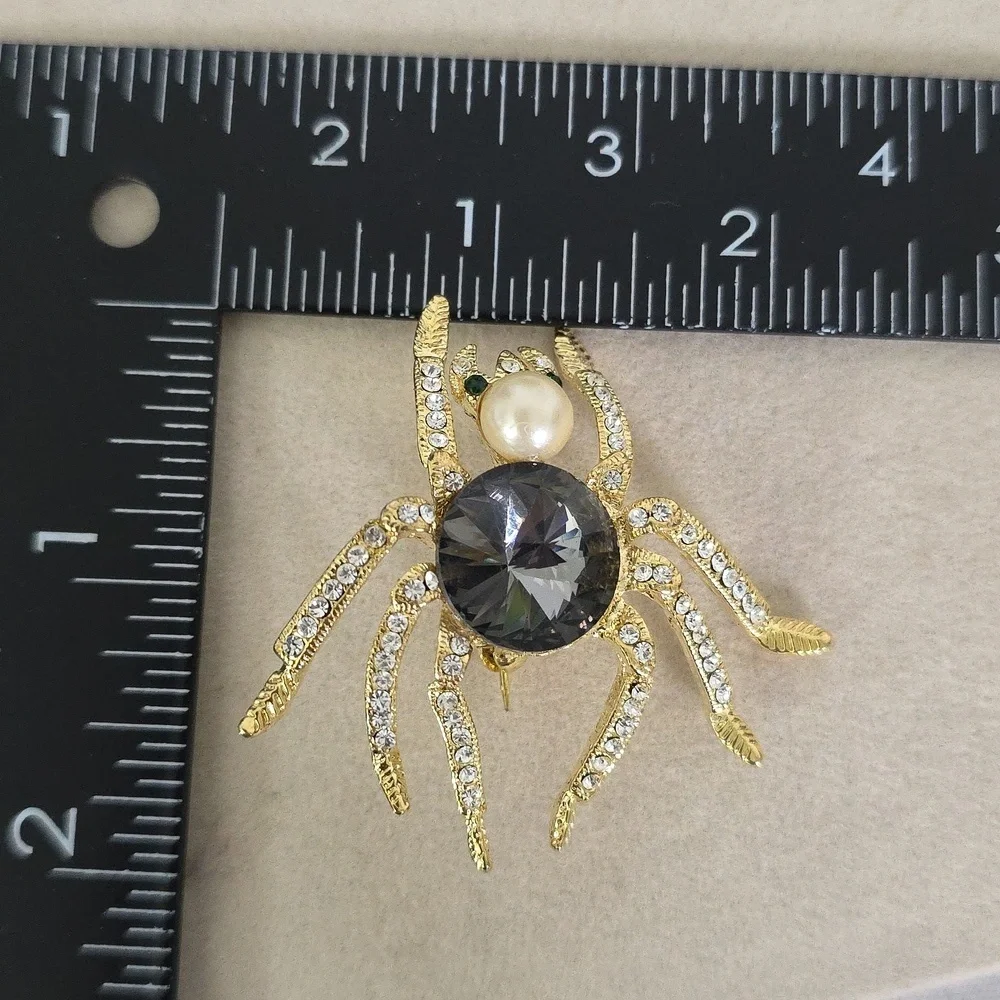 Gold With Rhinestones Spider Brooch Pin - Picture 7 of 7